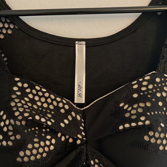 🔥Alt. R Dress🔥 - Picture 2 of 3